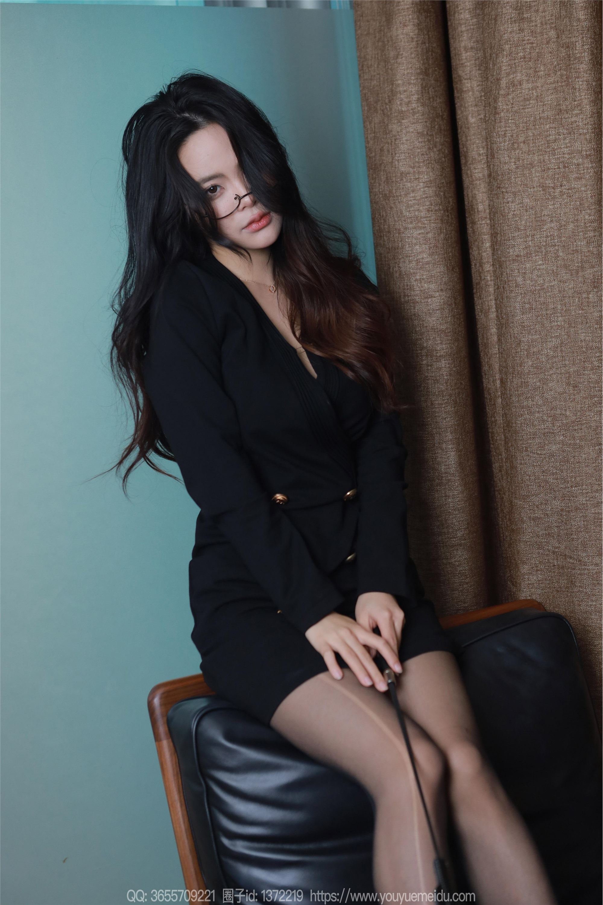 IESS异思趣向  2024.04.12 丝享家 1714 兔兔《魅惑黑衣》